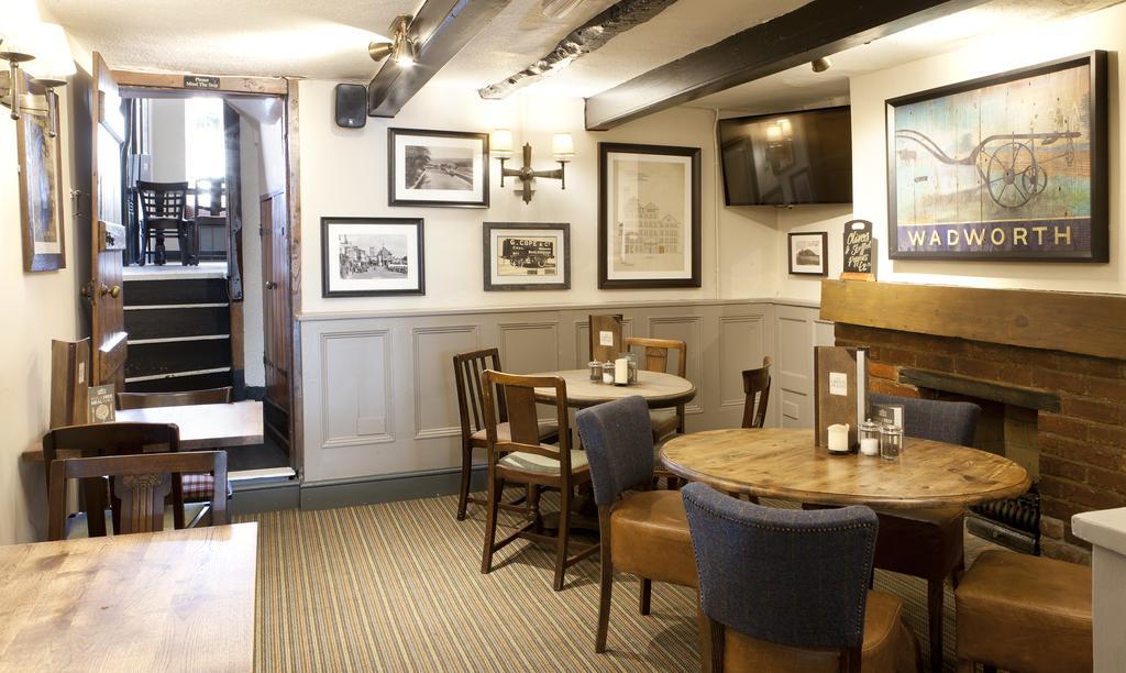 The Green Dragon Marlborough Exterior foto