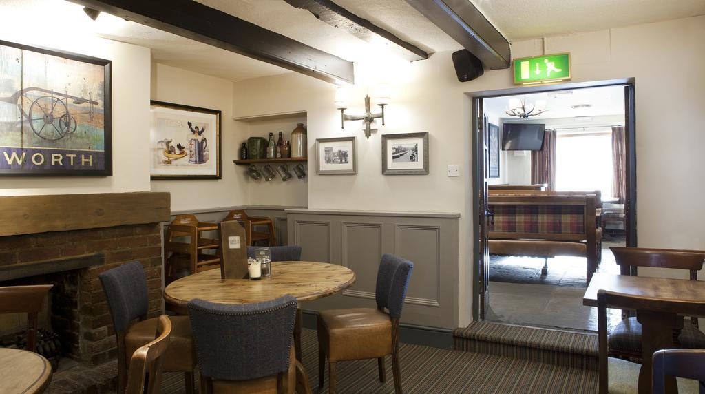 The Green Dragon Marlborough Exterior foto